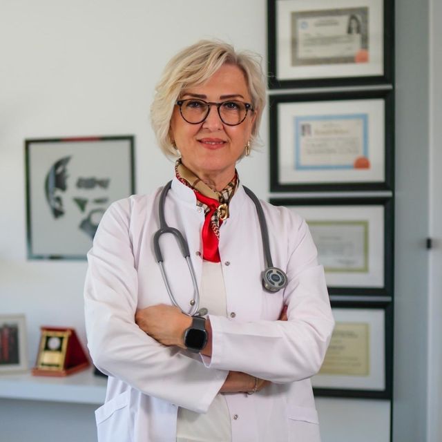 Necla Songür, Göğüs Hastalıkları Antalya