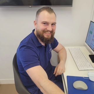 Powiększ obraz: Patryk Bulek, stomatolog Lędziny