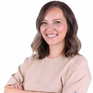 Ayşe Saatman Yıldız, Diş Hekimi Maltepe
