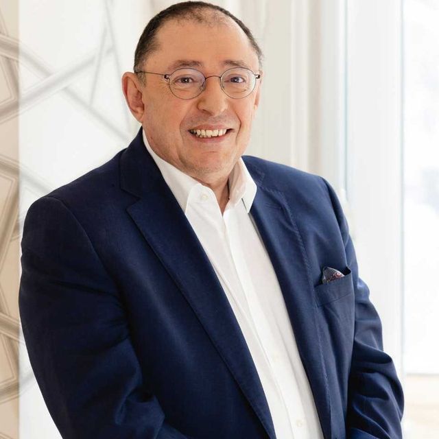 Santiago Palacios Gil-Antuñano, Ginecólogo Madrid