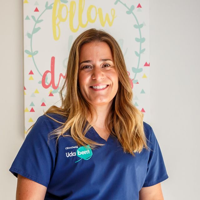 Adirane Guerra Sanz, Dentista Getxo