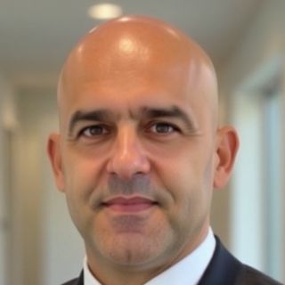 Acercar imagen: Álvaro Pérez Temprano, Cirujano plástico Sevilla