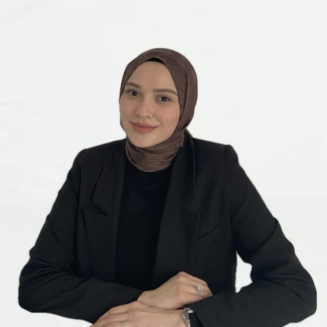 Esra Amet Akkaya, Psikoloji Eskişehir