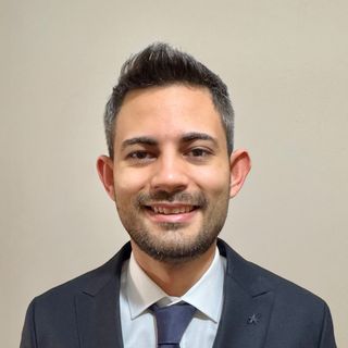 Mıstık Mustafa Korkmaz, Protetik Diş Tedavisi İzmir