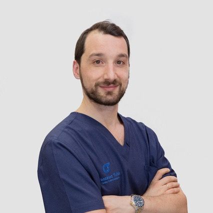 Pablo García González, Dentista Oviedo