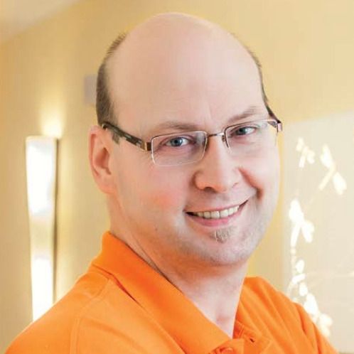 P. Tomovic, Zahnarzt Frankfurt