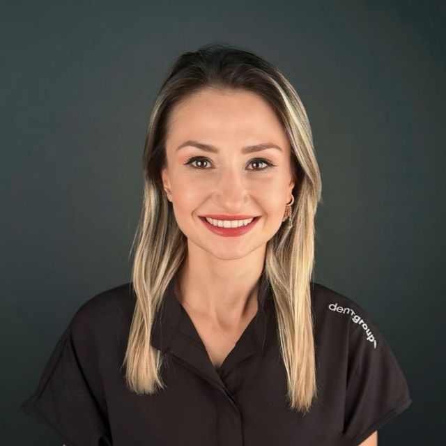 Özge Büyüknacar Kelkit, Diş Hekimi Adana