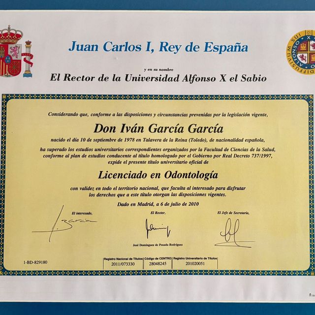 Acercar imagen: certificate 1
