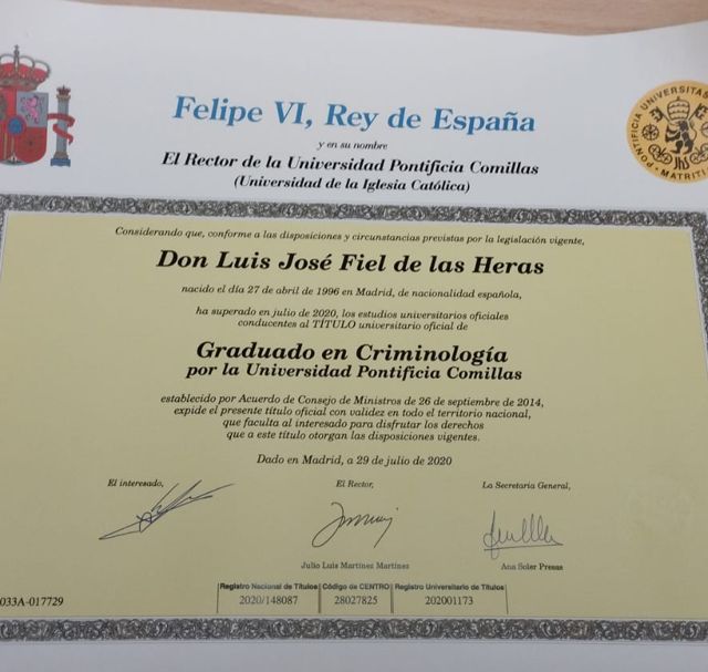 Acercar imagen: certificate 3