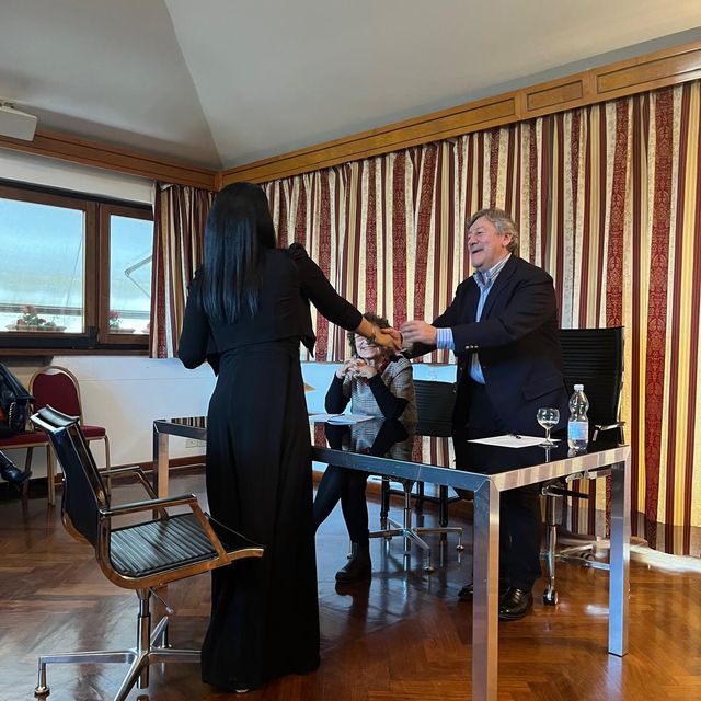 Ingrandire l'immagine: certificate 283