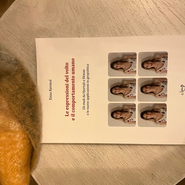 Ingrandire l'immagine: certificate 17