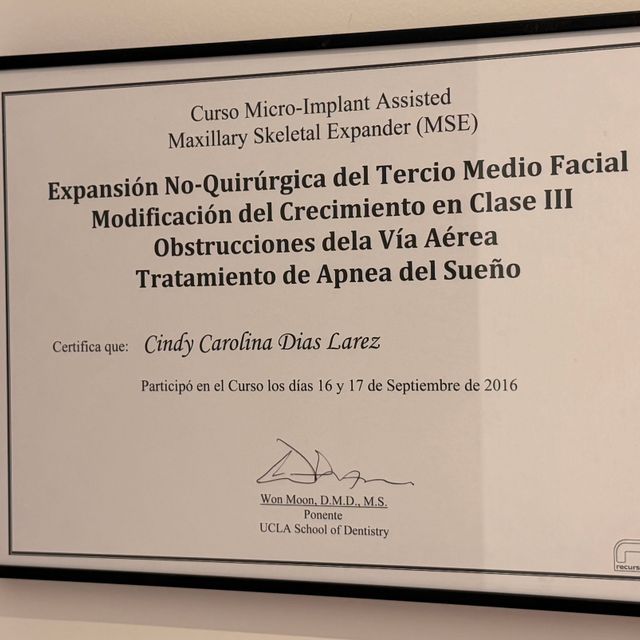 Acercar imagen: certificate 3