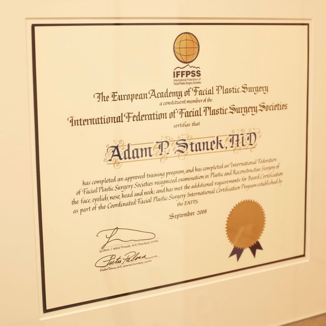 Bild vergrößern: certificate 1