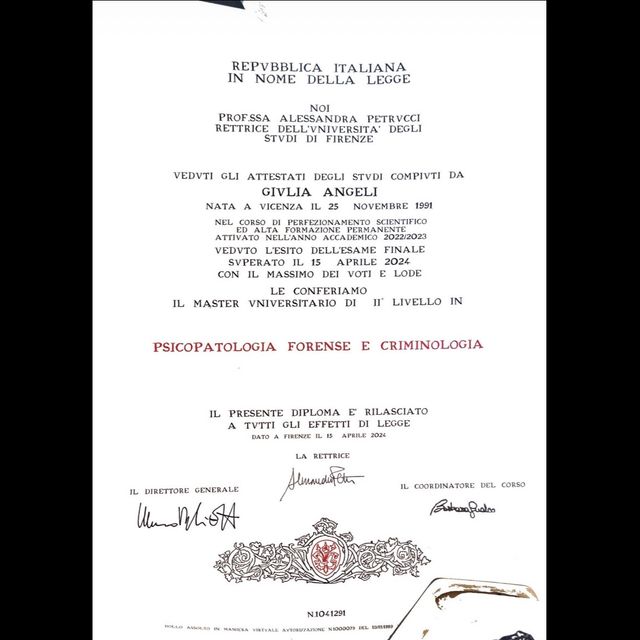 Ingrandire l'immagine: certificate 4