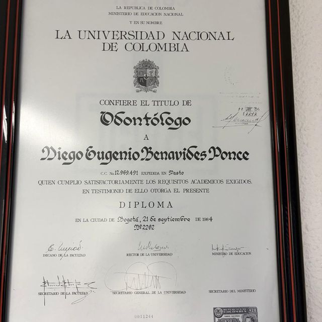 Acercar imagen: certificate 4