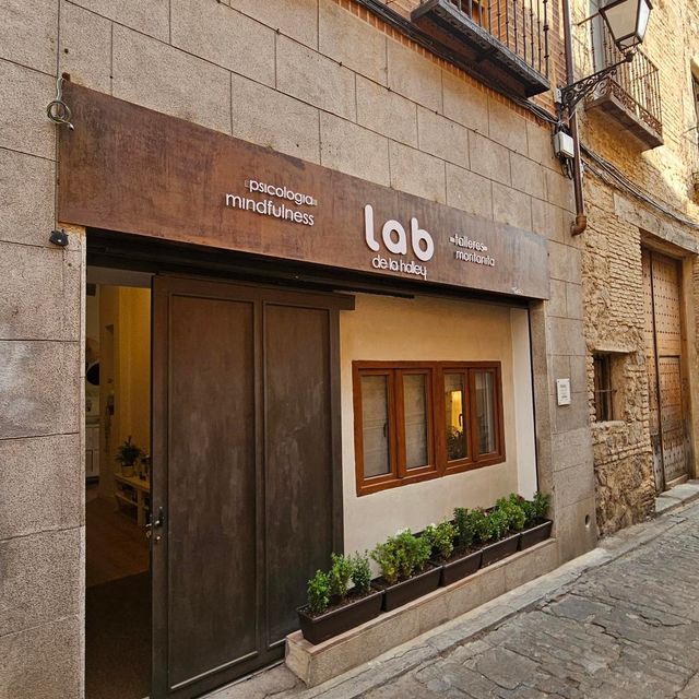 Acercar imagen: certificate 1