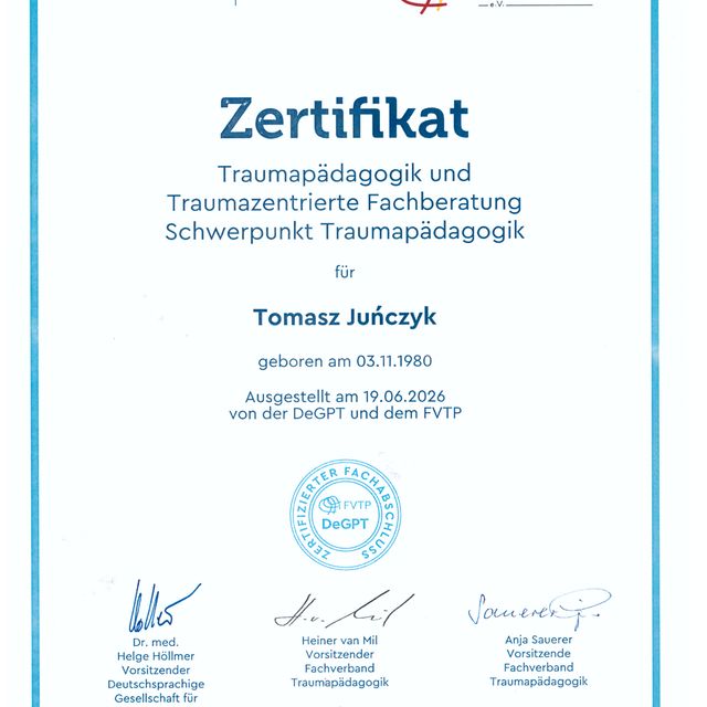 Powiększ obraz: certificate 2