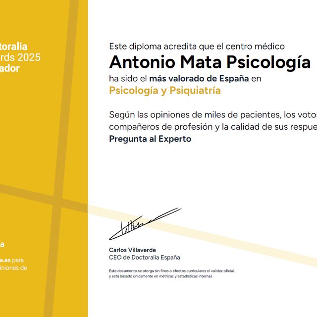 Acercar imagen: certificate 1