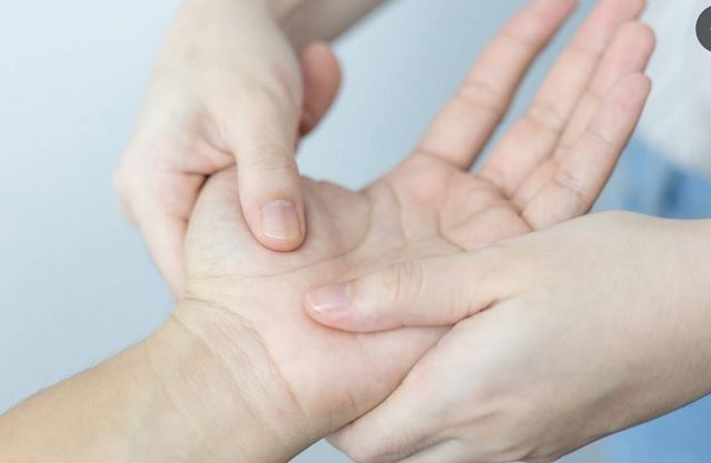 Acercar imagen: Dr. Higinio Ayala