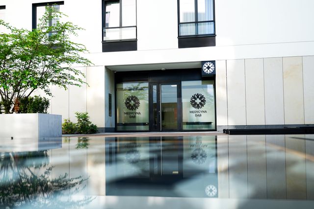 Powiększ obraz: Medycyna Dąb Warszawa