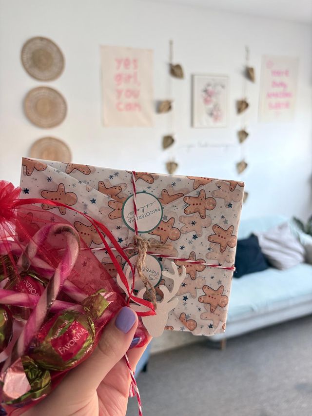 Acercar imagen: Psicoterapia Isla