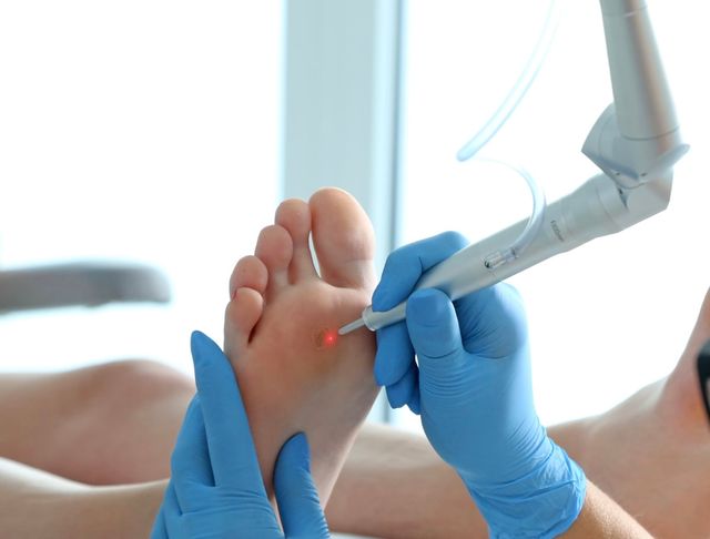 Powiększ obraz: INSTYTUT PODOLOGII Podologia PODOCHIRURGIA