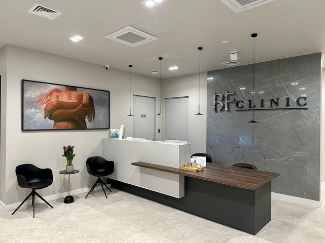 Powiększ obraz: BF Clinic