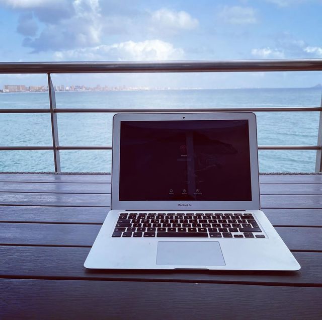 Acercar imagen: Almudena Caro Gabinete de Psicología