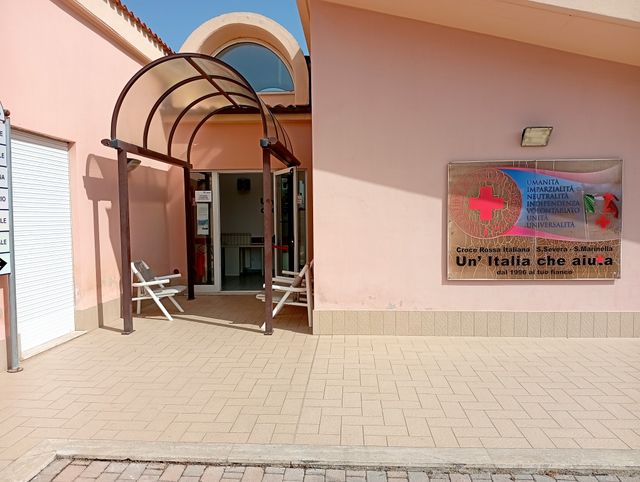 Ingrandire l'immagine: Croce Rossa Italiana