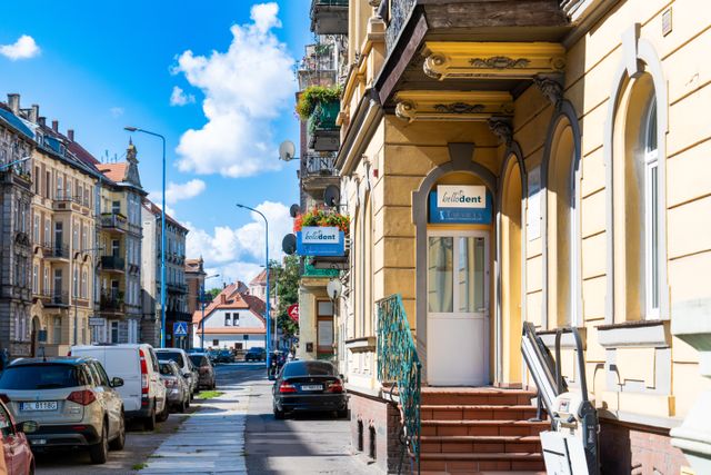 Powiększ obraz: Gabinety stomatologiczne TARABUŁA