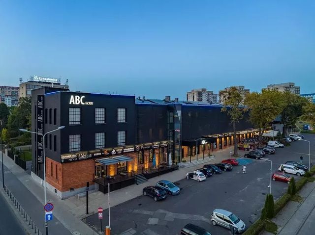 Powiększ obraz: FizjoŁódź Centrum Fizjoterapii i Rehabilitacji