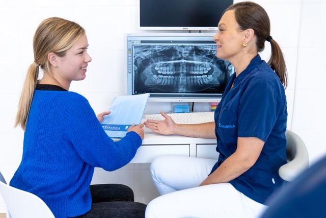 Powiększ obraz: Gabinety stomatologiczne TARABUŁA