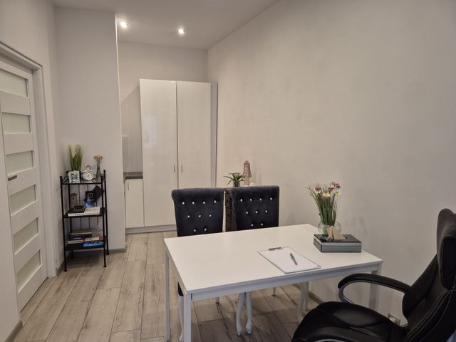 Powiększ obraz: Europejski Instytut Psychologii i Seksuologii Klinicznej