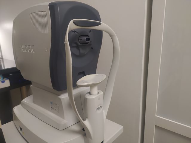 Powiększ obraz: Optometrystka