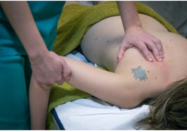 Acercar imagen: Kinesioclinic Sagrada Familia
