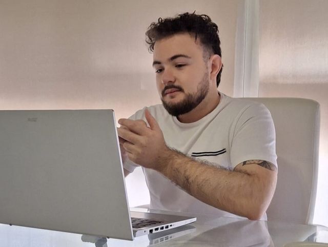 Acercar imagen: Consulta de psicología Rafael Ariza