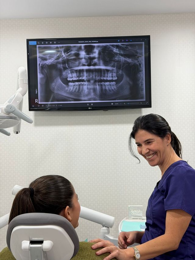 Acercar imagen: Clínica Dental Health Care