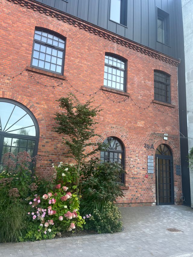 Powiększ obraz: Pracownia Psychoterapii FLOW