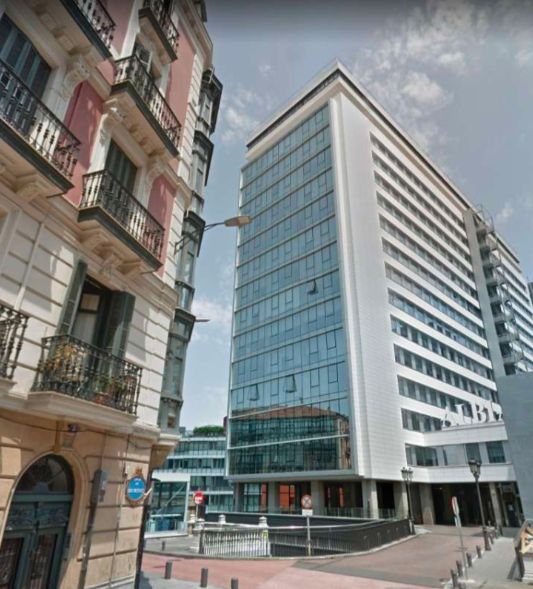Acercar imagen: Bilbao - Arnasatu Psicología (Abando)