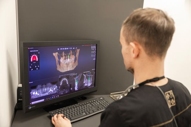 Powiększ obraz: Warsaw Dental Center