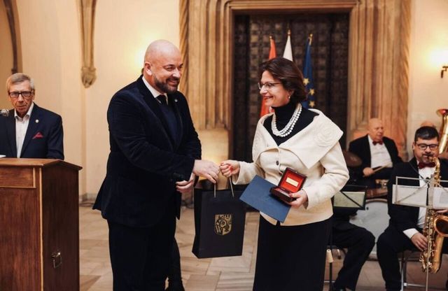 Powiększ obraz: VRATISLAVIA MEDICA Szpital im. Św. Jana Pawła II we Wrocławiu