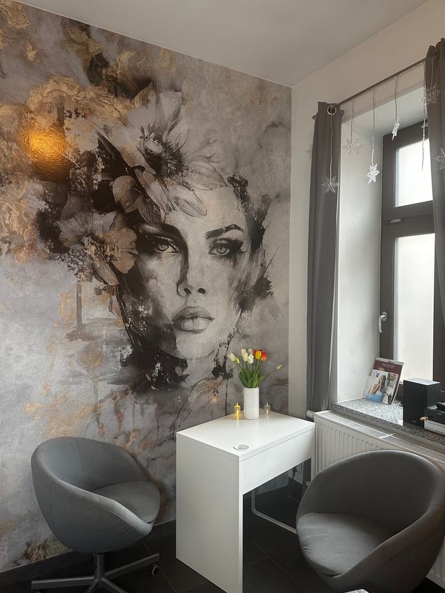 Powiększ obraz: Kornelia Cichoń Bądźmy Radufni - Gabinet stacjonarny