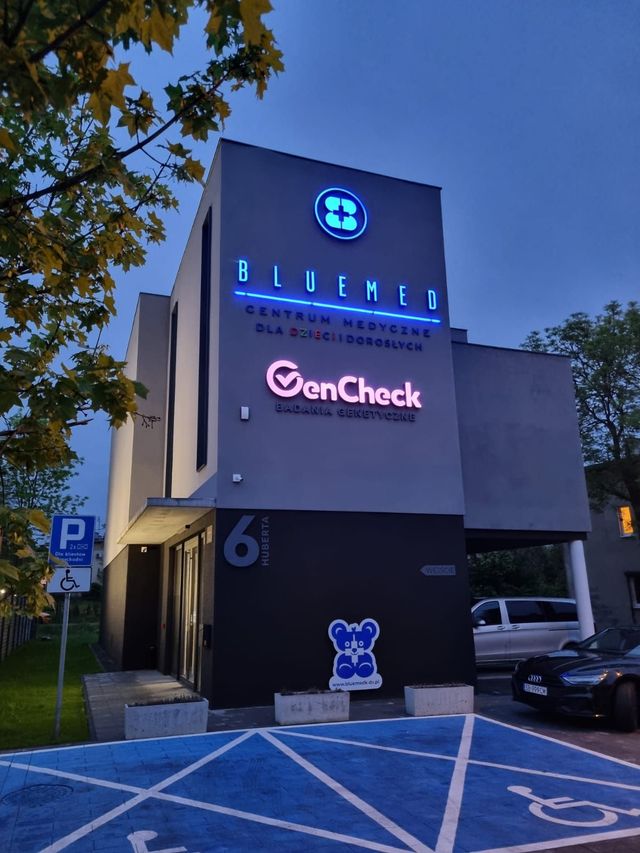 Powiększ obraz: Bluemed Clinic Katowice Brynów