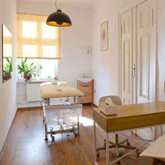 Powiększ obraz: Fizjo Familia | Fizjoterapeuta Poznań Jeżyce