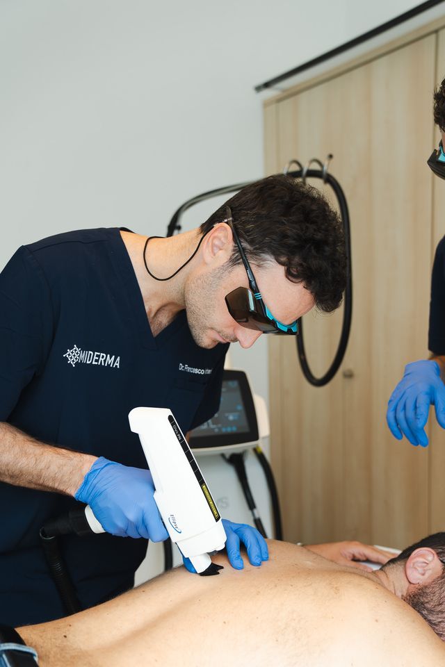 Ingrandire l'immagine: Miderma