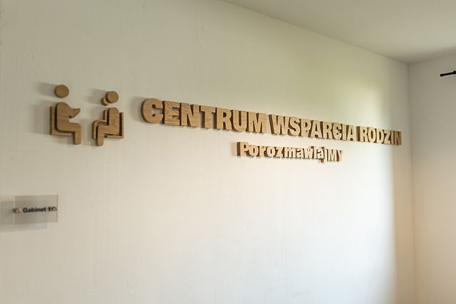 Powiększ obraz: Centrum Wsparcia Rodzin PorozmawiajMY