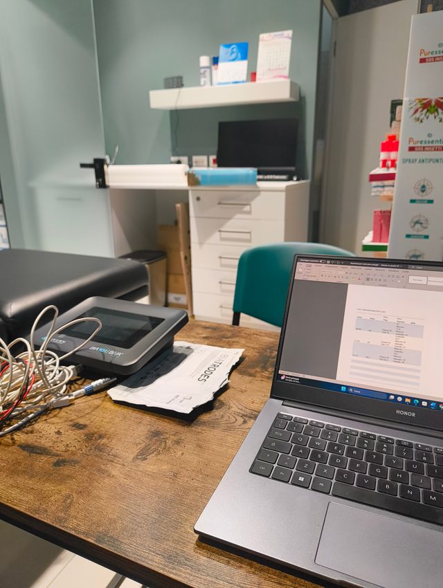 Ingrandire l'immagine: Farmacia Levante