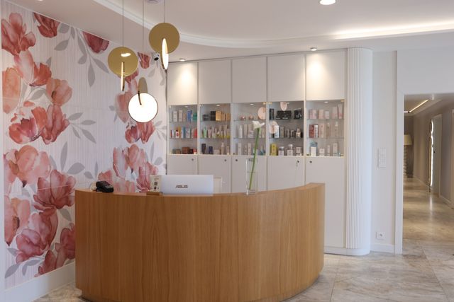 Powiększ obraz: BOMI Medicine & Beauty