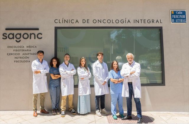 Acercar imagen: Clínica de Oncología Integral SAGONC