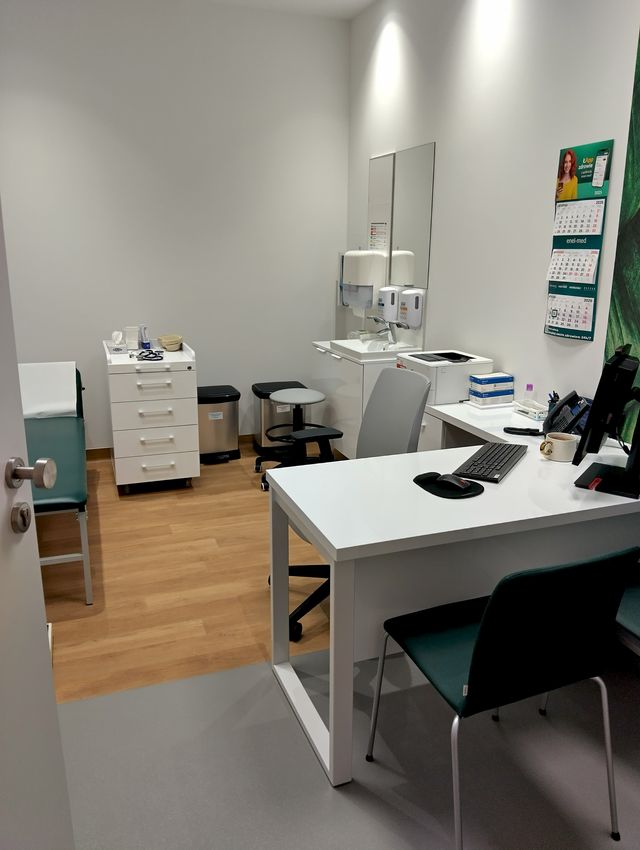 Powiększ obraz: Centrum Medyczne enel-med - Oddział Galeria Kazimierz